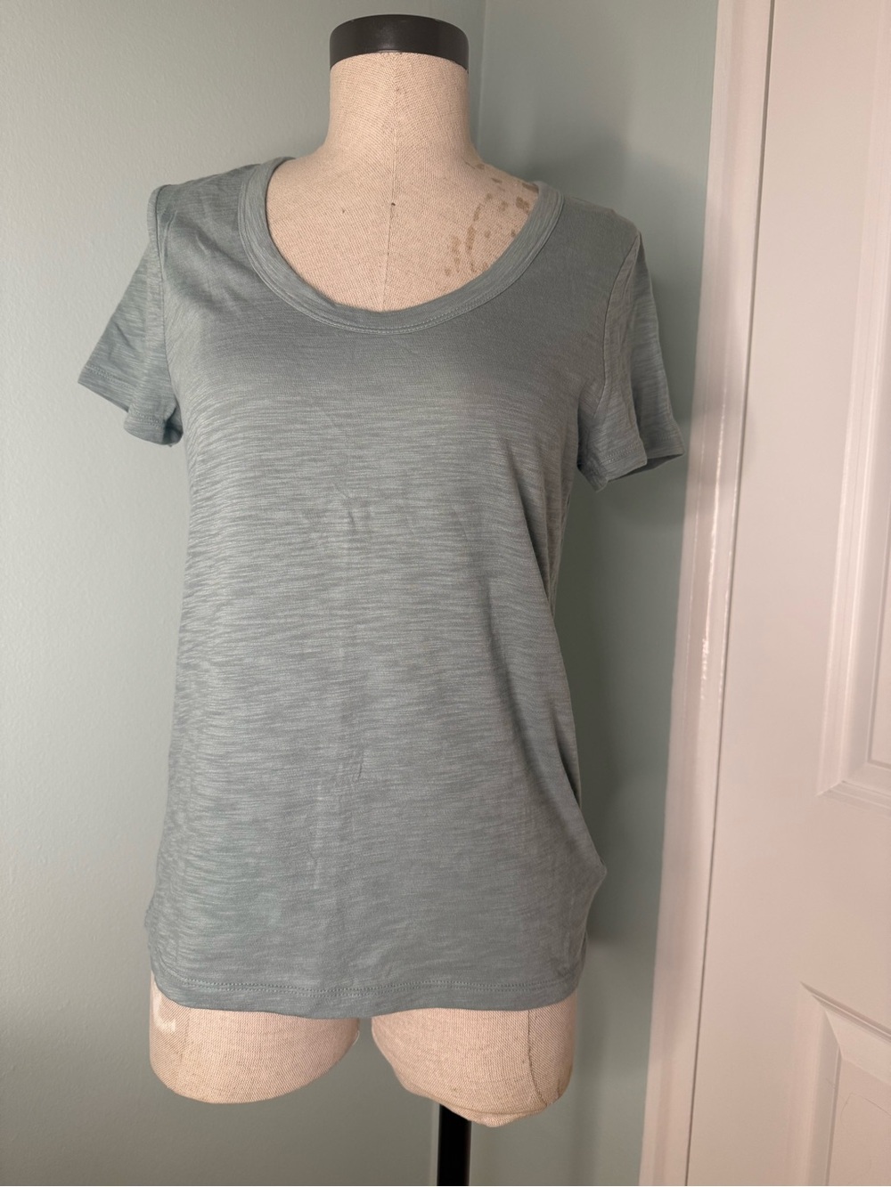 Gap Soft Slub Tee Size S – Light Blue Crewneck T-Shirt Basic Everyday Top